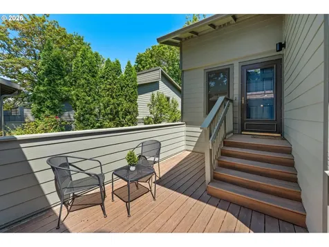 3835 SW Canby Street Portland OR 97219