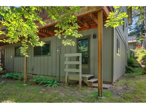3835 SW Canby Street Portland OR 97219