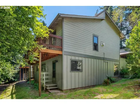 3835 SW Canby Street Portland OR 97219