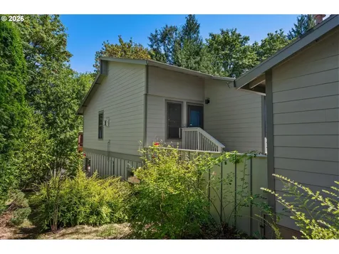 3835 SW Canby Street Portland OR 97219
