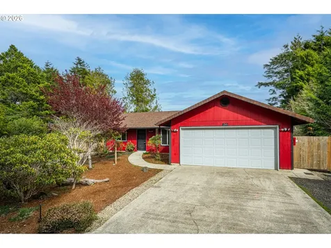 1245 SW Fairway Drive Waldport OR 97394