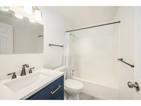 1245 SW Fairway Drive Waldport OR 97394