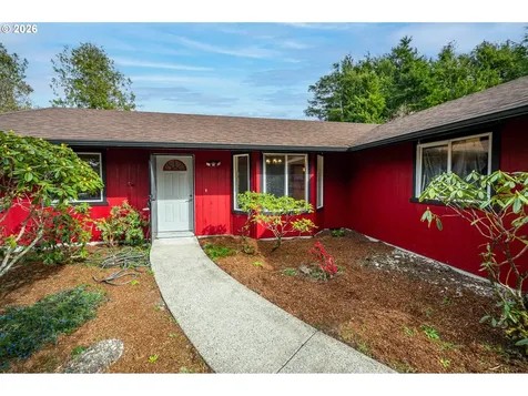 1245 SW Fairway Drive Waldport OR 97394