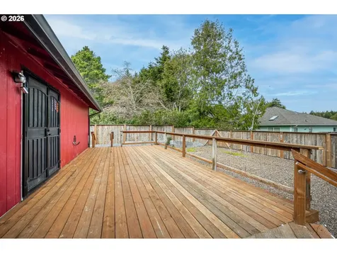 1245 SW Fairway Drive Waldport OR 97394