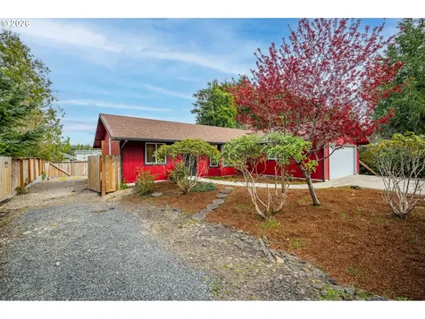 1245 SW Fairway Drive Waldport OR 97394