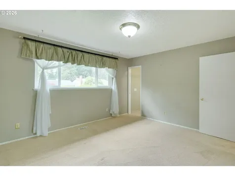 18735 NW Idanha Street Portland OR 97229