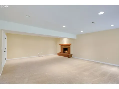 18735 NW Idanha Street Portland OR 97229