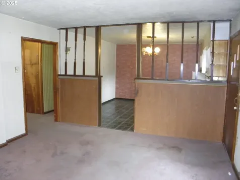 6640 SE 66th Avenue Portland OR 97206