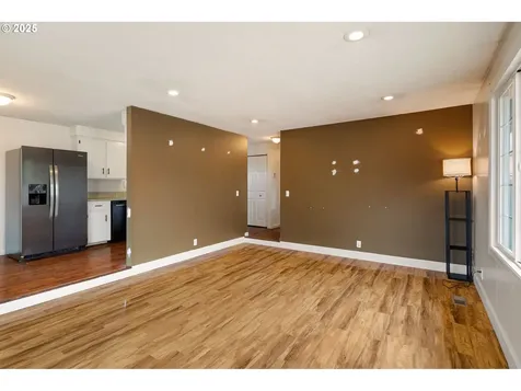 1700 Clark Avenue Cottage Grove OR 97424