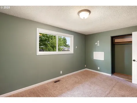 1700 Clark Avenue Cottage Grove OR 97424