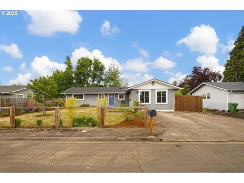 1700 Clark Avenue Cottage Grove OR 97424