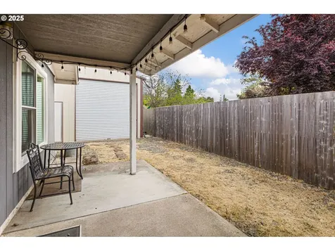 1700 Clark Avenue Cottage Grove OR 97424