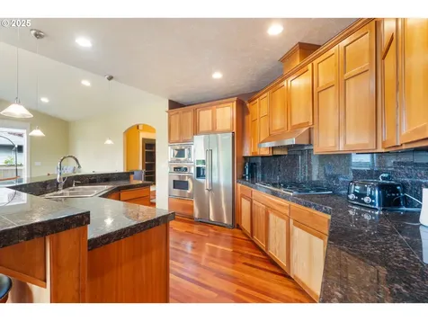 16738 SE Johnston Drive Portland OR 97236