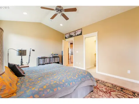 16738 SE Johnston Drive Portland OR 97236
