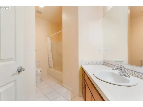 16738 SE Johnston Drive Portland OR 97236