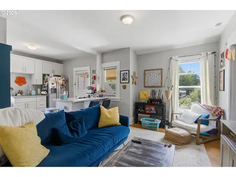 308 High Street Oregon City OR 97045