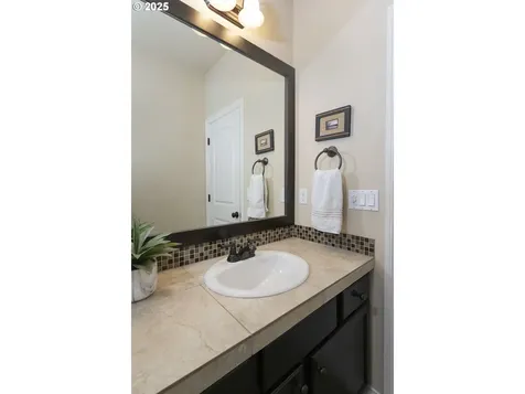 18739 Elder Road Oregon City OR 97045