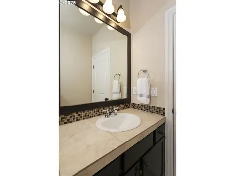 18739 Elder Road Oregon City OR 97045