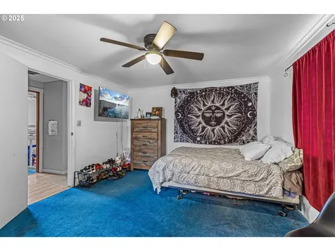 1486 La Mesa Street Medford OR 97504
