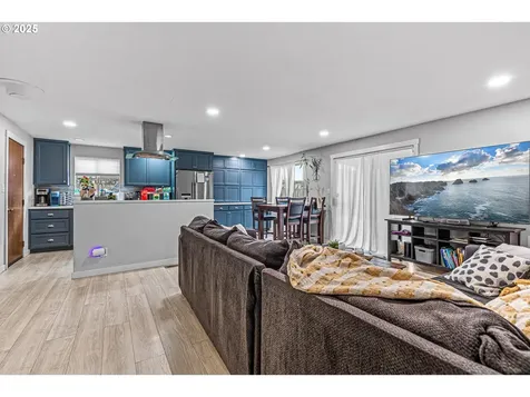 1486 La Mesa Street Medford OR 97504