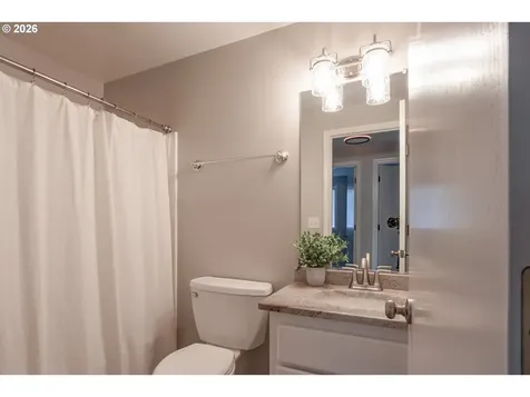 1265 Napa Creek Drive Eugene OR 97404