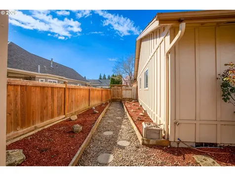 1265 Napa Creek Drive Eugene OR 97404