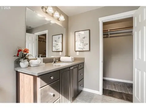 2213 SE 60th Avenue Portland OR 97215