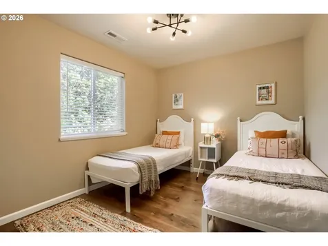 2213 SE 60th Avenue Portland OR 97215