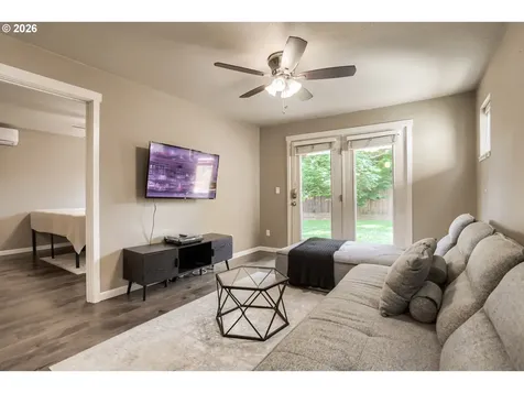 2213 SE 60th Avenue Portland OR 97215