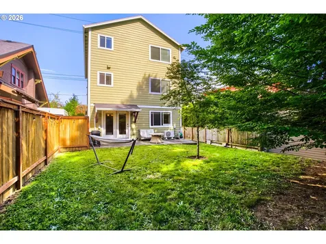 2213 SE 60th Avenue Portland OR 97215