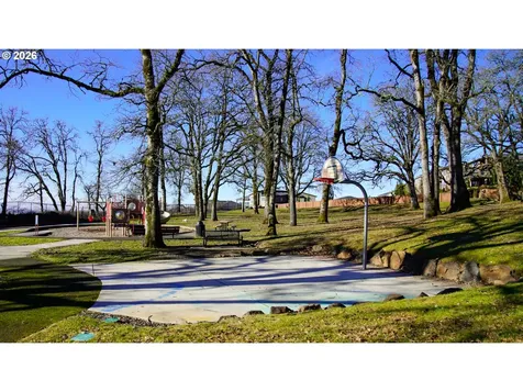 670 N Y Street Washougal WA 98671