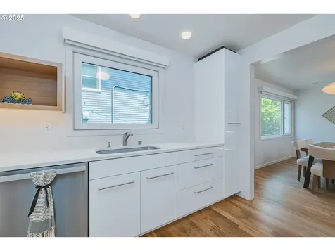 3745 NE Mallory Avenue Portland OR 97212