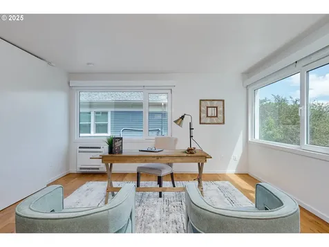 3745 NE Mallory Avenue Portland OR 97212
