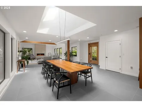 4455 SW Laurelwood Avenue Portland OR 97225