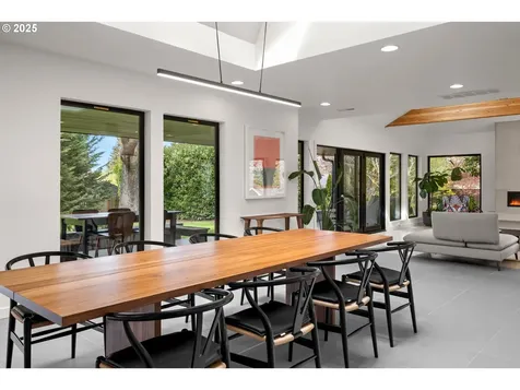 4455 SW Laurelwood Avenue Portland OR 97225