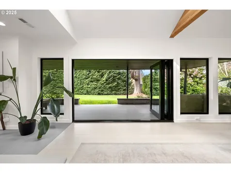 4455 SW Laurelwood Avenue Portland OR 97225