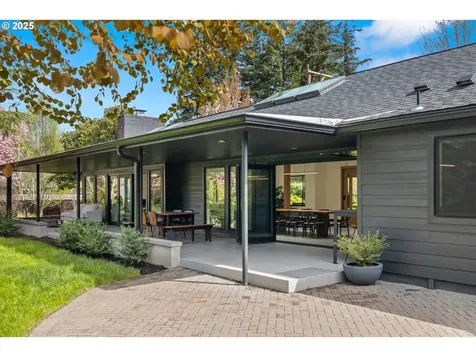4455 SW Laurelwood Avenue Portland OR 97225