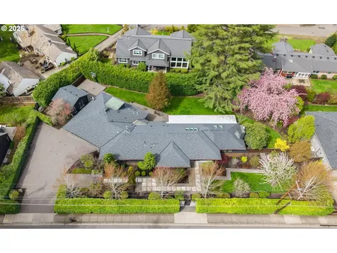 4455 SW Laurelwood Avenue Portland OR 97225