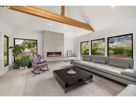 4455 SW Laurelwood Avenue Portland OR 97225