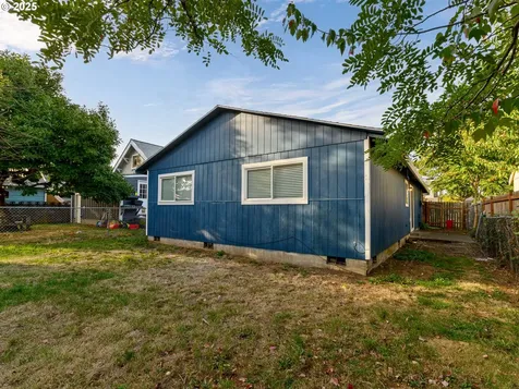 7112 SE Martins Street Portland OR 97206