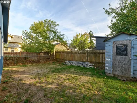 7112 SE Martins Street Portland OR 97206