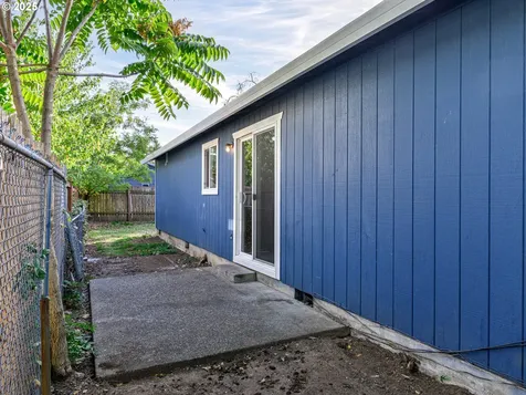 7112 SE Martins Street Portland OR 97206