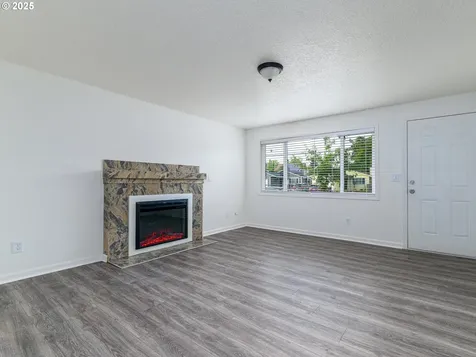 7112 SE Martins Street Portland OR 97206