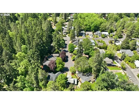 17733 SW Pointe Forest Court Beaverton OR 97003