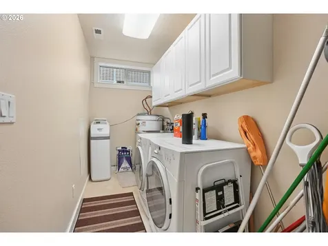 25000 NW Saint Helens Road Portland OR 97231