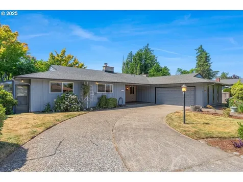 1475 NE Country Club Avenue Gresham OR 97030
