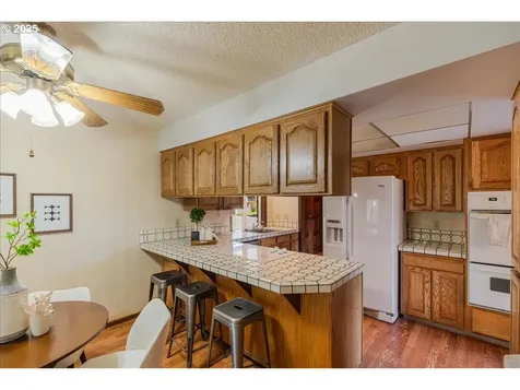 1475 NE Country Club Avenue Gresham OR 97030