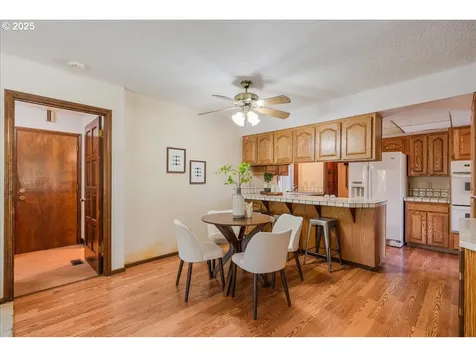 1475 NE Country Club Avenue Gresham OR 97030