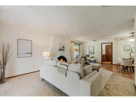 1475 NE Country Club Avenue Gresham OR 97030