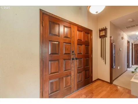 1475 NE Country Club Avenue Gresham OR 97030